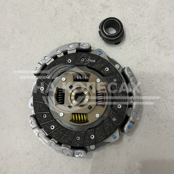 Трёх компонентный комплект сцепления Valeo для Renault Clio 1990-1998 / Renault Clio 2 1998-2005 / Renault Kаngoо 1997-2003 / Renault Меган 1995-2002 / Renault ТHaliа, Twingo 1  1993&gt; / Renault Logan