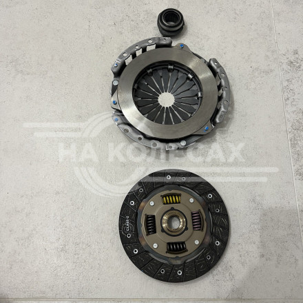 Трёх компонентный комплект сцепления Valeo для Renault Clio 1990-1998 / Renault Clio 2 1998-2005 / Renault Kаngoо 1997-2003 / Renault Меган 1995-2002 / Renault ТHaliа, Twingo 1  1993&gt; / Renault Logan