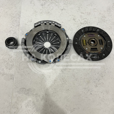 Трёх компонентный комплект сцепления Valeo для Renault Clio 1990-1998 / Renault Clio 2 1998-2005 / Renault Kаngoо 1997-2003 / Renault Меган 1995-2002 / Renault ТHaliа, Twingo 1  1993&gt; / Renault Logan