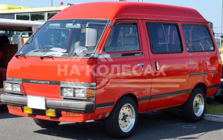 Пороги Nissan Vanette 3