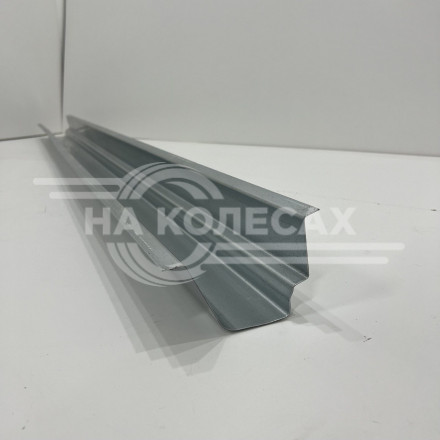 Пороги Nissan Vanette 3
