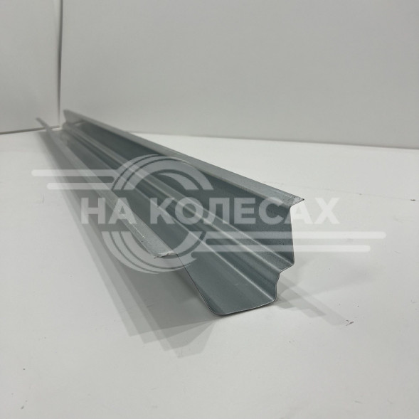 Пороги Nissan Vanette 3