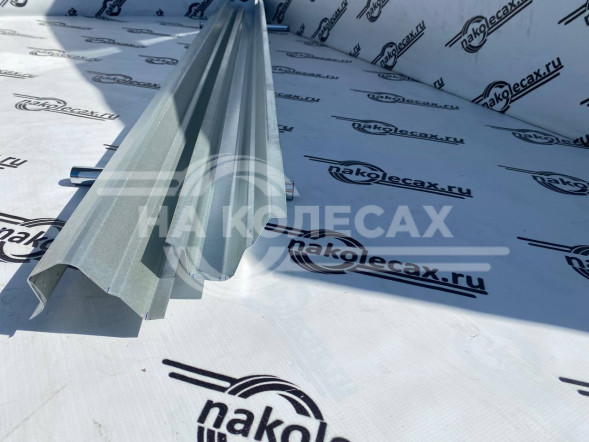 Ремонтные пороги Nissan Serena (C24)