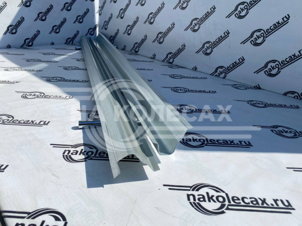 Ремонтные пороги Nissan Serena (C24)