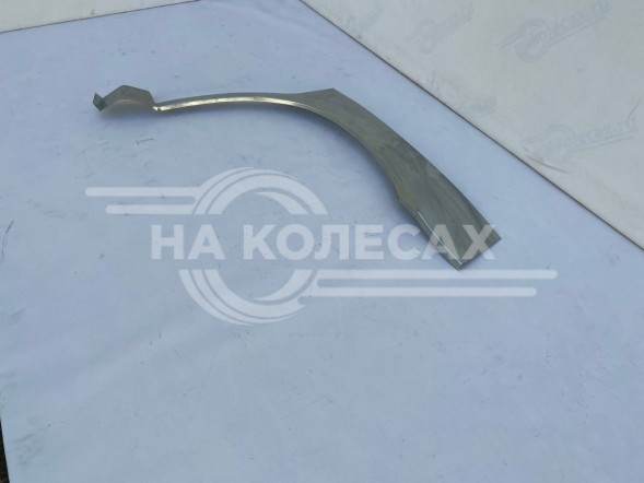 Передние арки Nissan Vanette 3