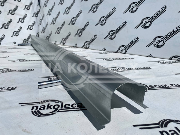 Ремонтные пороги Toyota Mark II (X90)