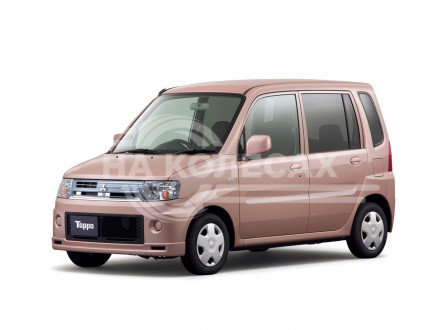 Внешние ремонтные пороги Mitsubishi Toppo 3