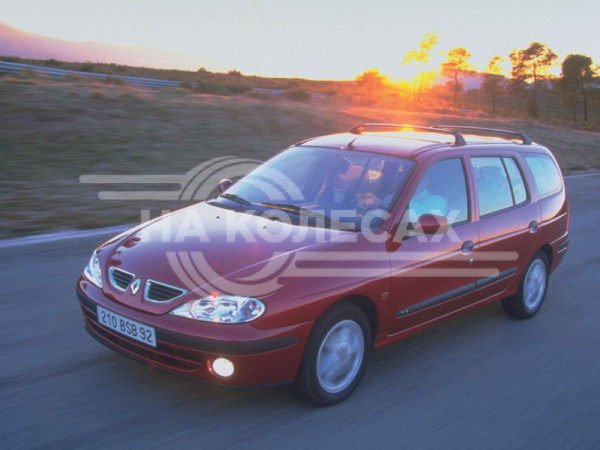 Внешние ремонтные пороги Renault Megane 1 рест!