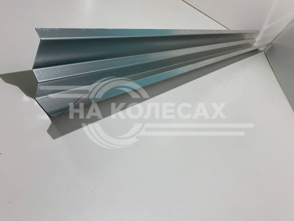 Ремонтные пороги Geely MK Cross