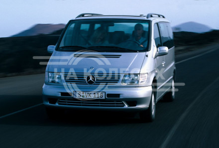 Крыло из стеклопластика Mercedes-Benz Sprinter W638
