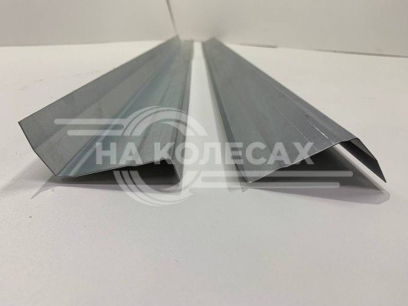 Ремонтные пороги Toyota Highlander 2