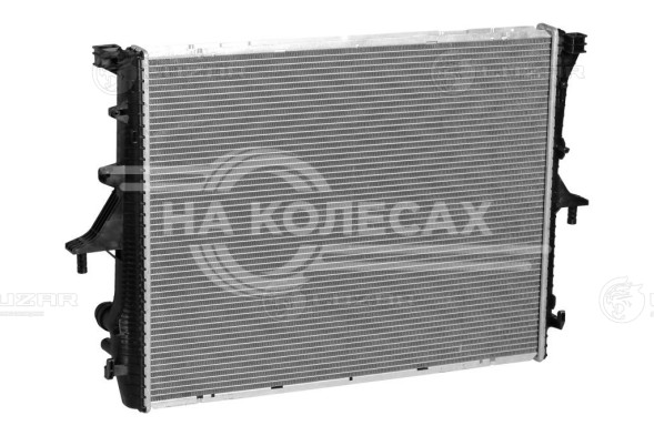 Радиатор охлаждения для автомобилей Volkswagen Touareg (02-) 2.5TDi