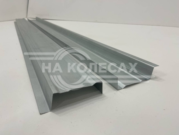 Ремонтные пороги Toyota Land Cruiser (J200)