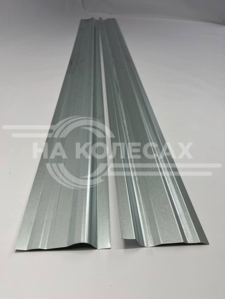 Внутренние пороги Toyota Land Cruiser (J100)