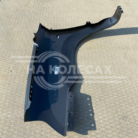 Крыло переднее ПРАВОЕ Хендай Туксон 04-09 с отверстием под повторитель 
