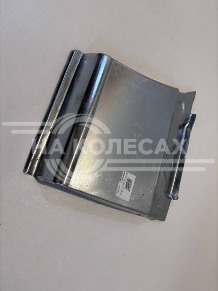 Передний низ задней арки Mercedes-Benz Sprinter W906 ДЛИННЫЙ КУЗОВ 2006-2018