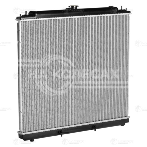 Радиатор охлаждения для автомобилей Pathfinder/Navara (05-) 2.5DTi MT