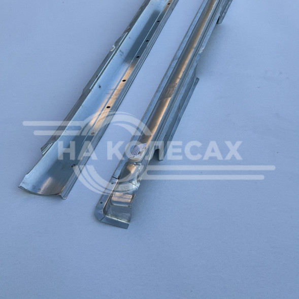 Порог (штамповка) Toyota Land Cruiser 100