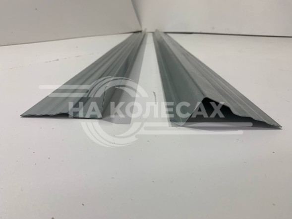 Ремонтные пороги Toyota Estima 3