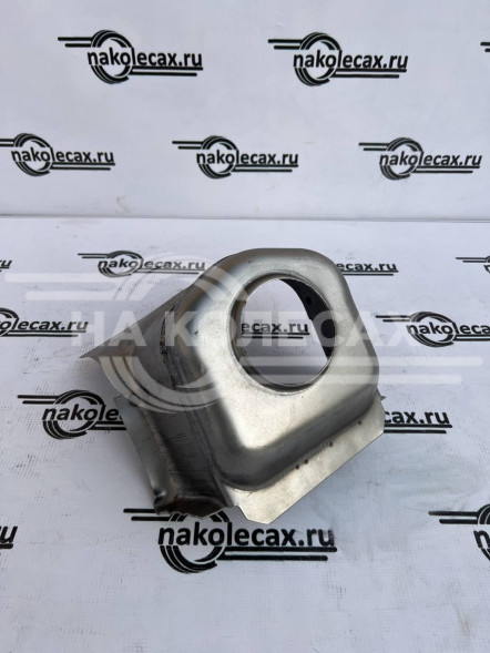 Cтакан брызговика правый