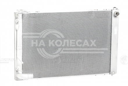 Радиатор охлаждения для автомобилей RX 330 (02-)