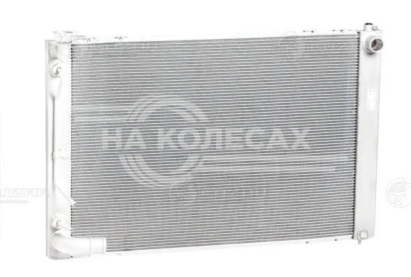 Радиатор охлаждения для автомобилей RX 330 (02-)