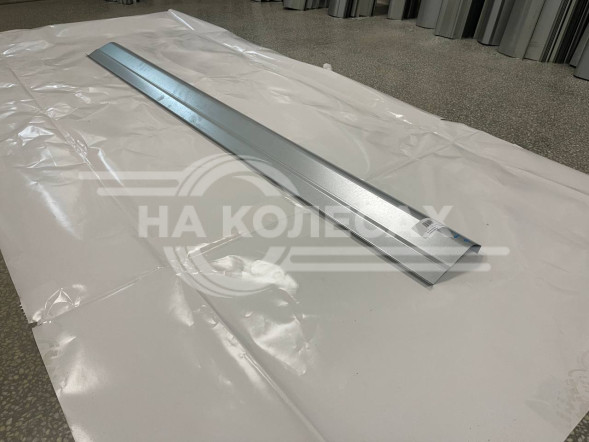 Ремонтные пороги Mitsubishi Pajero 4