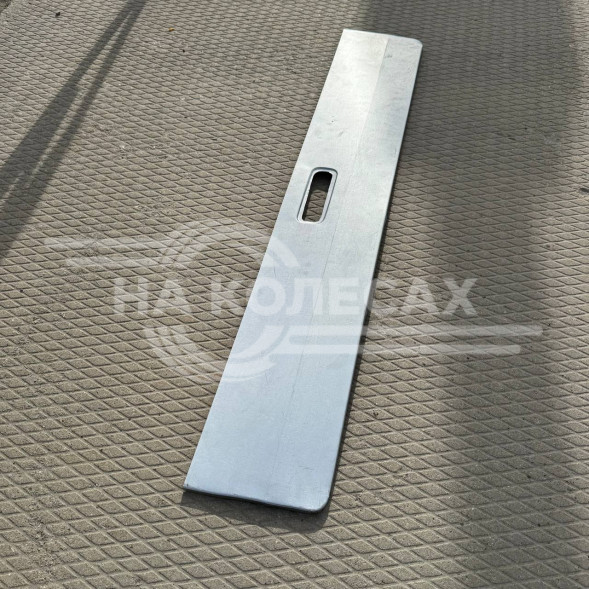 Рем часть крышки багажника Volkswagen Transporter T5