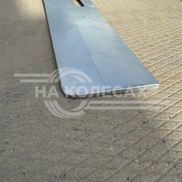 Рем часть крышки багажника Volkswagen Transporter T5