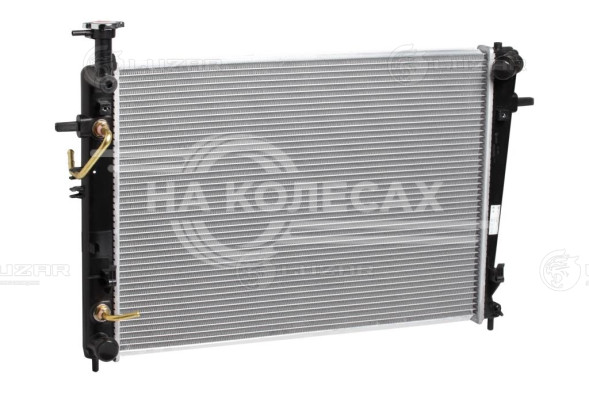 Радиатор охлаждения для автомобилей Tucson (04-)/Sportage (04-) 2.0i/2.7i AT (тип Halla)