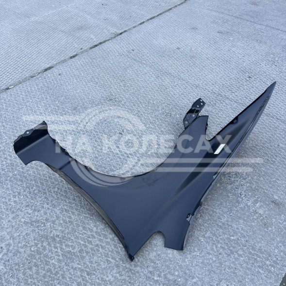 Крыло переднее правое для авто Honda Civic 8 4D Хонда Цивик