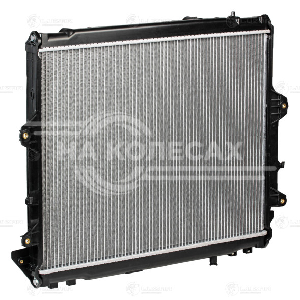 Радиатор охлаждения для автомобилей Hilux (04-) 2.5TD/3.0TD МТ