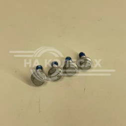 Mercedes-Benz W204 передние тормозные колодки Brembo P50 070