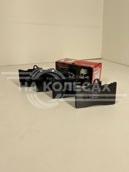 Lexus GS 300 передние тормозные колодки Brembo P83 072