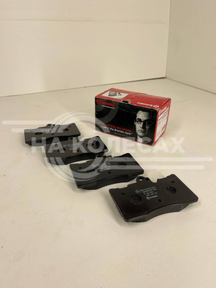 Lexus GS 300 передние тормозные колодки Brembo P83 072