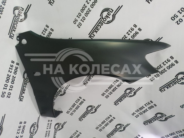Крыло переднее левое  LANCER CEDIA