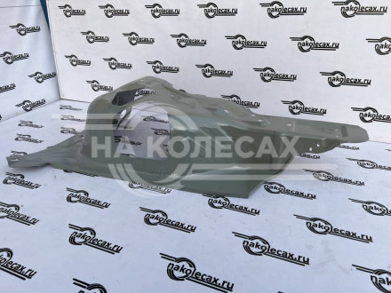 Передний брызговик Lada Priora