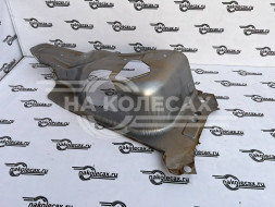 Передний брызговик Lada Priora