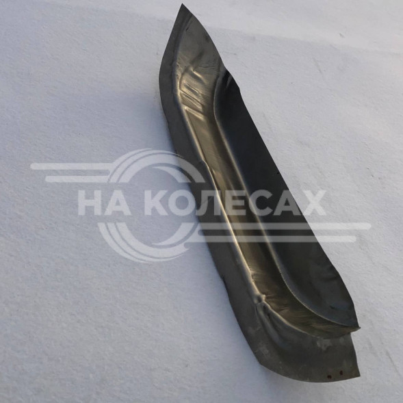 Накладка двери нижняя правая внутренняя ГАЗель (кувшин)