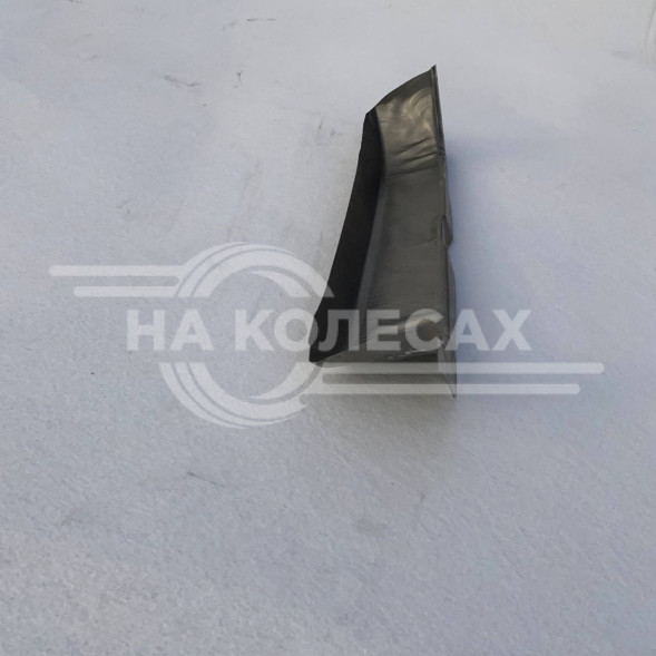 Накладка двери нижняя правая внутренняя ГАЗель (кувшин)