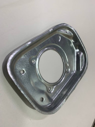 Щиток наливной трубы Lada Largus ШТАМП