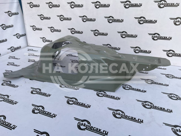 Передний брызговик